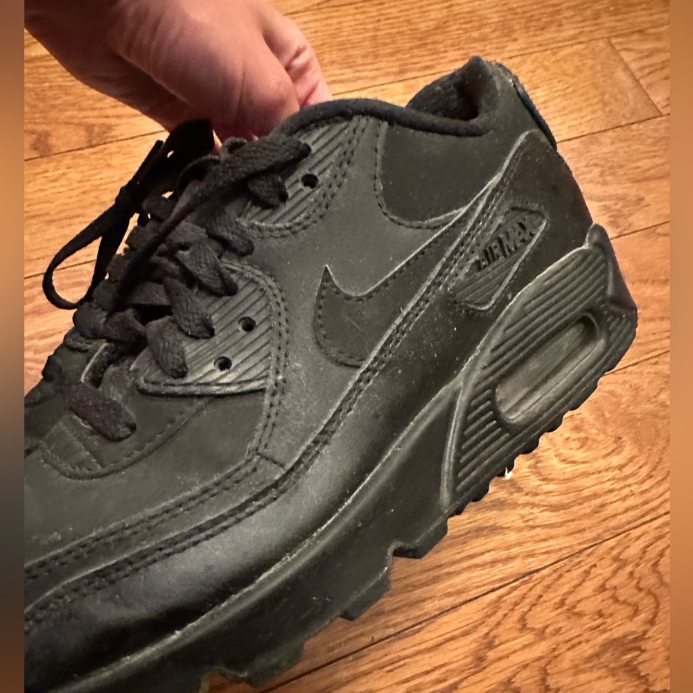 Nike Airmax Black Athletic Sneakers